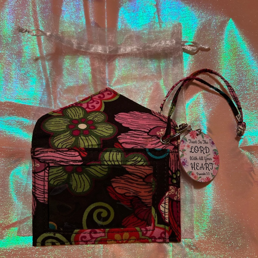 EUC Vera Bradley Small Floral Wristlet Pouch & Bag Charm - Picture 8 of 8